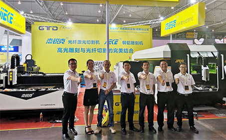 PA娱乐数控参加2018年7月19-21日成都展